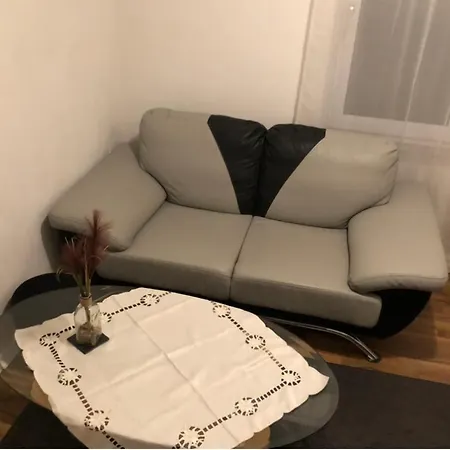 S Zentral 5 Schlaf Plaetze * Siegen