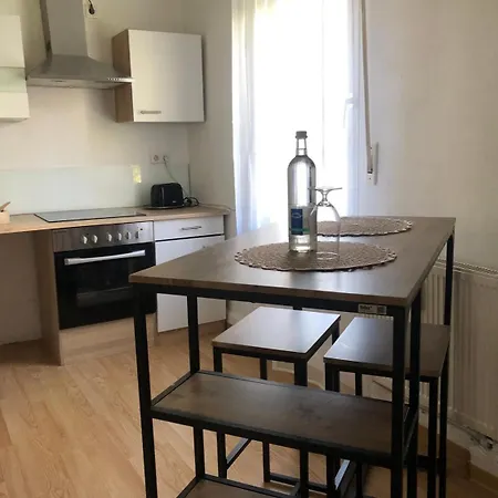 S Zentral 5 Schlaf Plaetze * Siegen